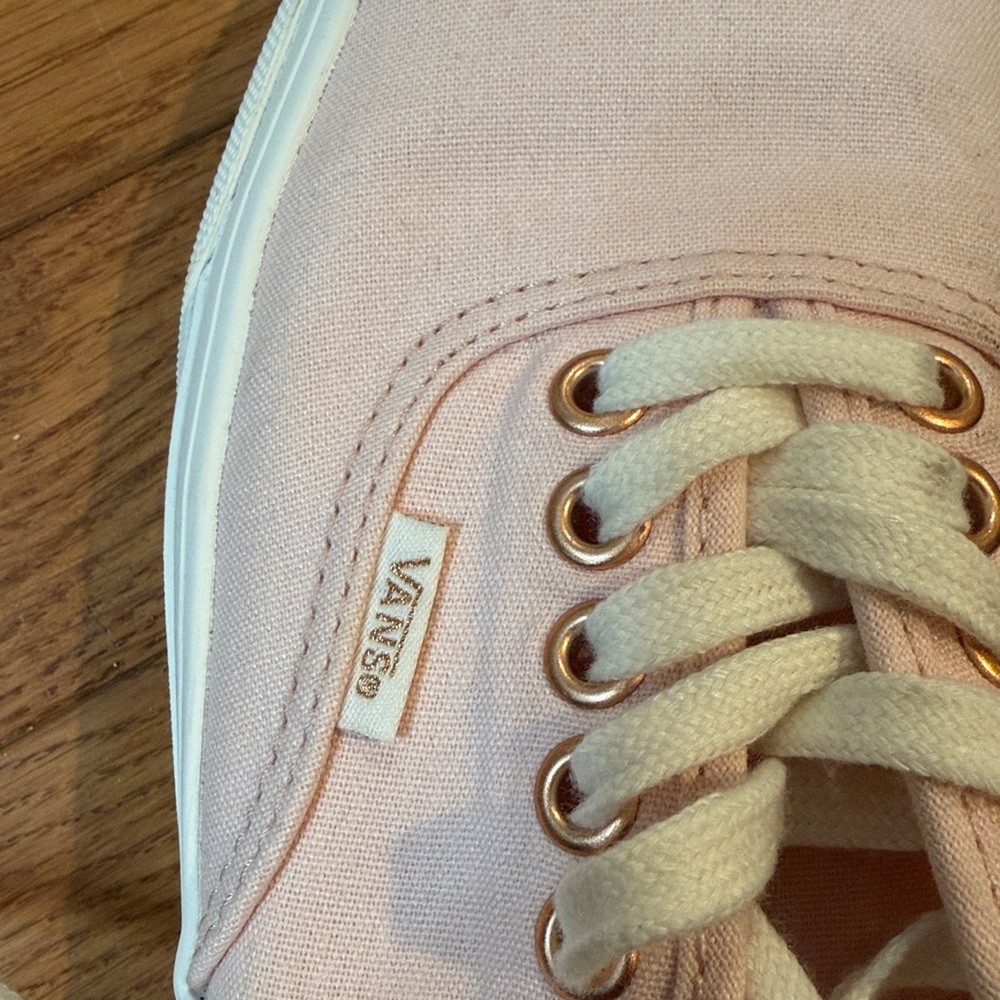 Vans Authentic Low-Top Canvas Sneakers in Light Pink 8.5 - Picture 5 of 9
